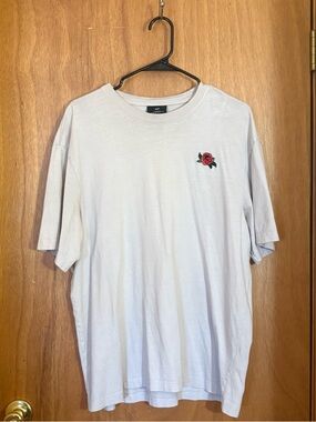 H&M Cream Rose Embroidered Crewneck T-Shirt